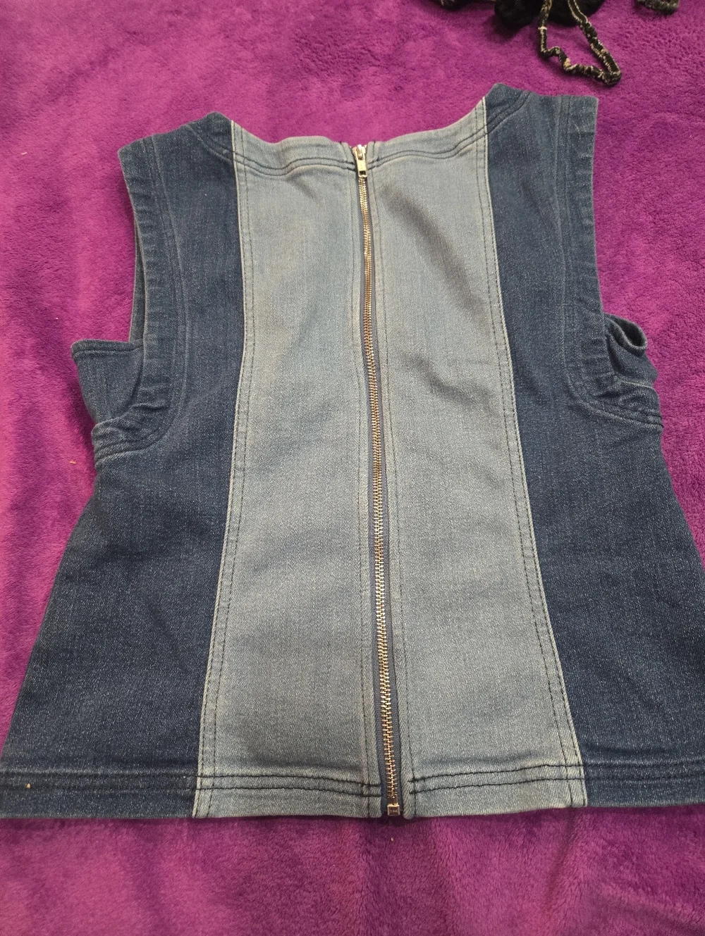 Pilcro Multitone Denim Sleveless Two Tone Top Large Euc - Picture 3 of 6